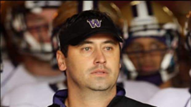 14-year-old accepts college football scholarship to University of Washington